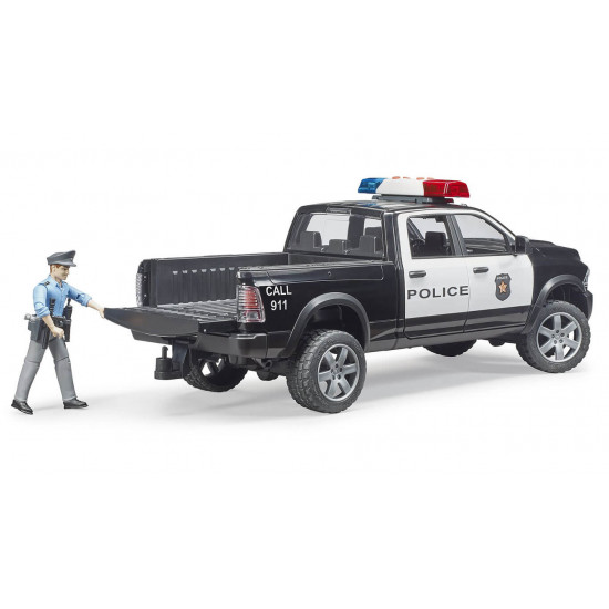 Dodge RAM 2500 Power Wagon rendőrrel